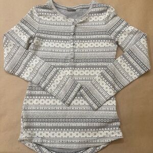 Columbia Women’s Aspen Lodge Jacquard Henley Shirt Lt Gray